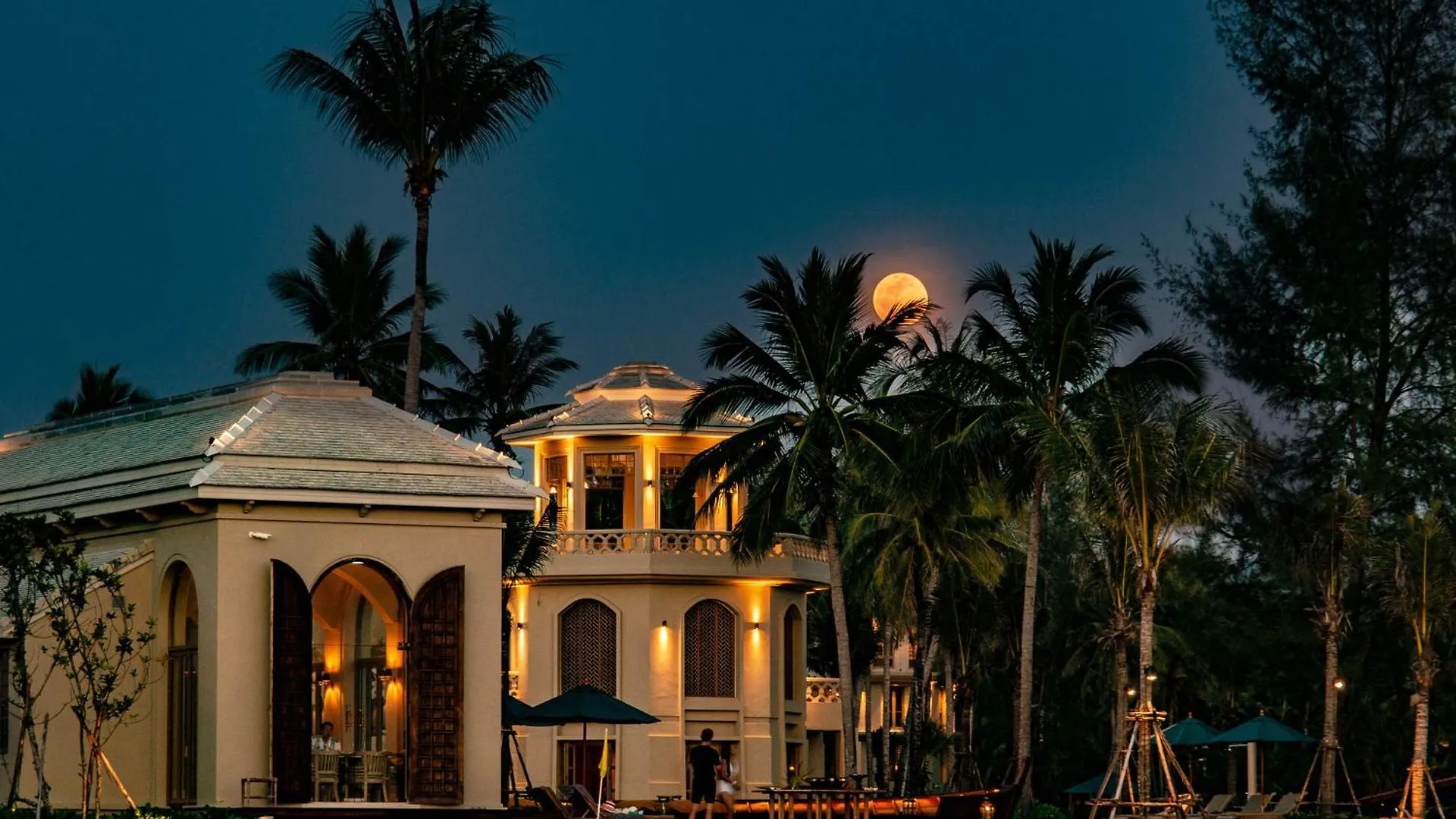 Devasom Khao Lak Beach Resort & Villas
