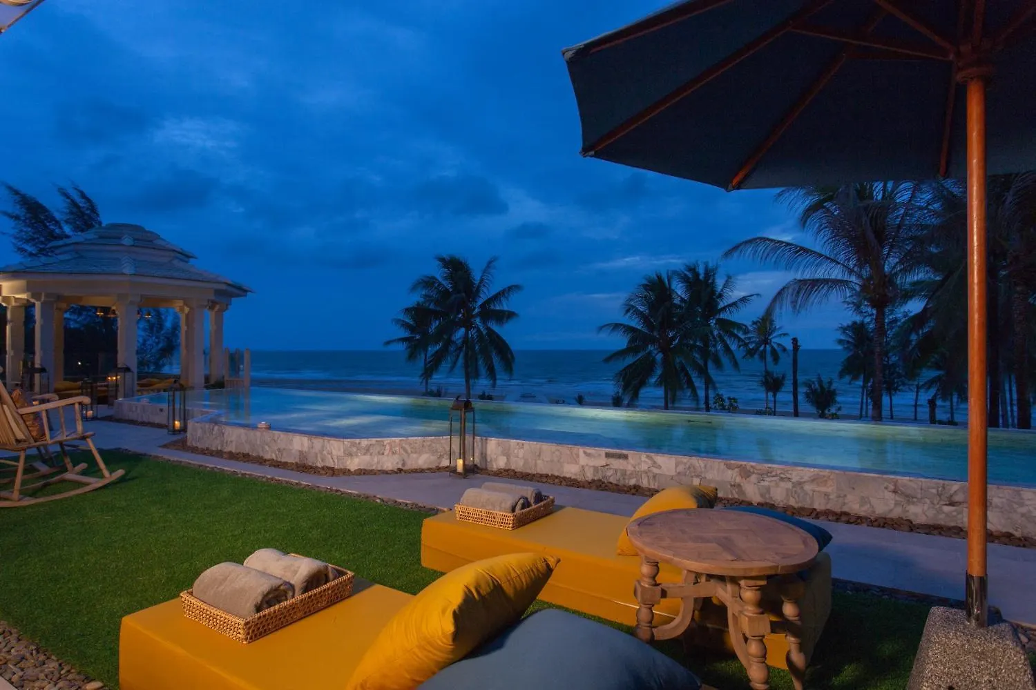 Devasom Khao Lak Beach Resort&Villas - SHA Extra Plus